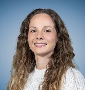 Headshot_BarbaraJung_Web_Final