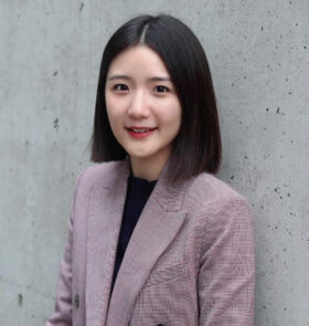 Headshot_KateJung